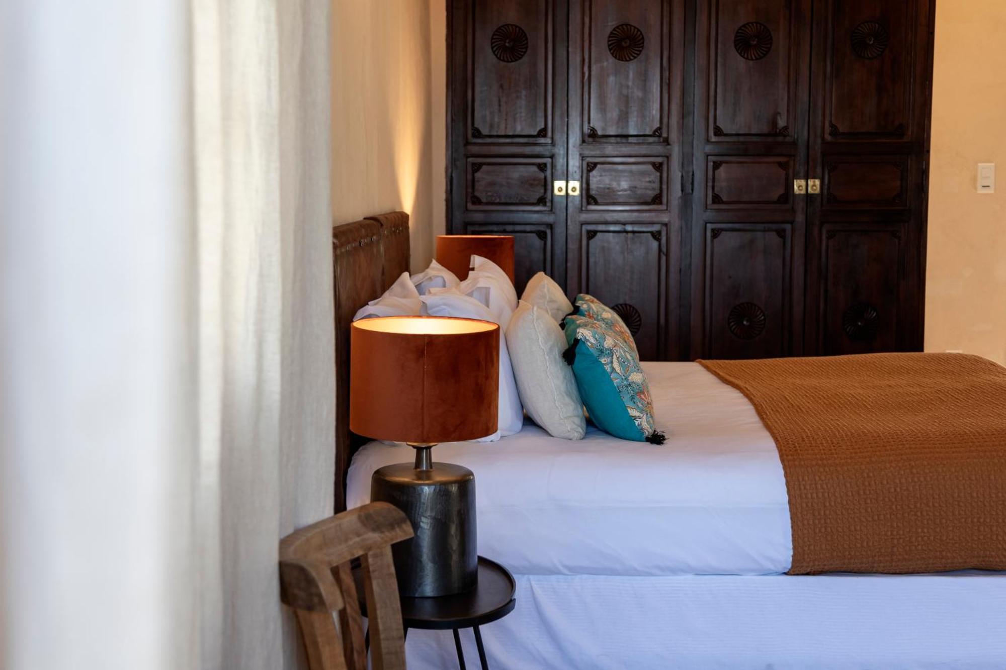 Hotel Case Latine Lama ภายนอก รูปภาพ