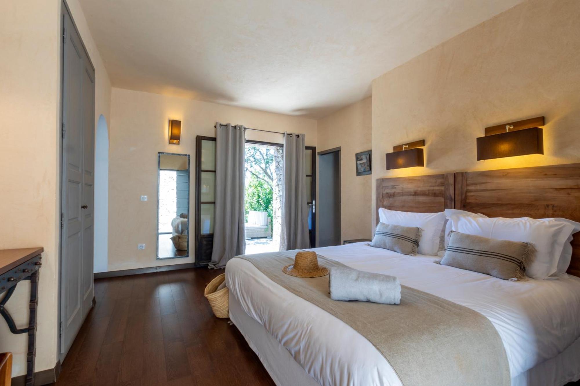 Hotel Case Latine Lama ภายนอก รูปภาพ
