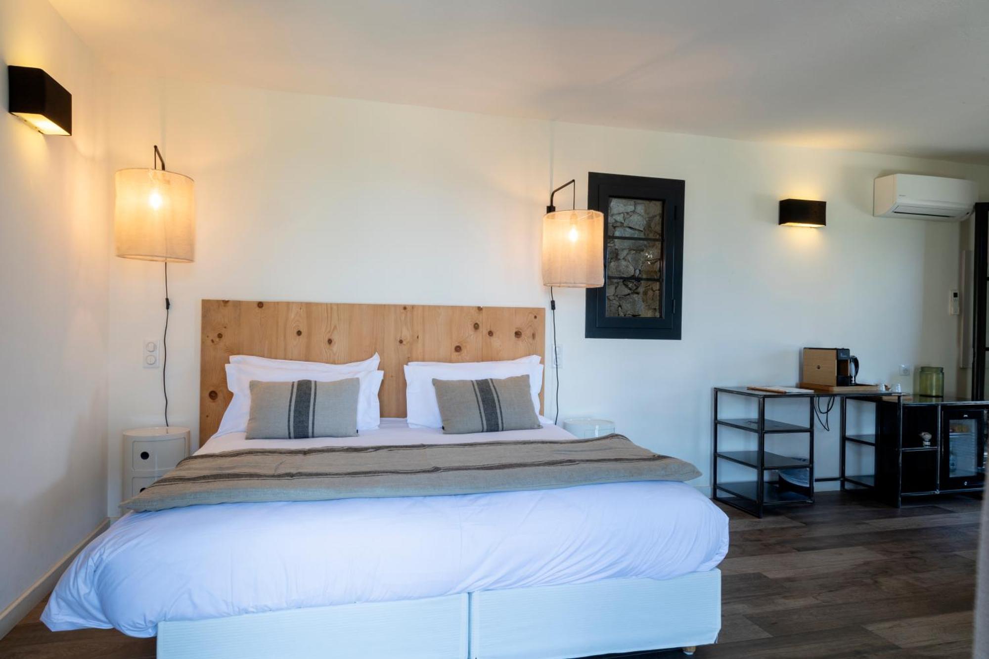 Hotel Case Latine Lama ภายนอก รูปภาพ