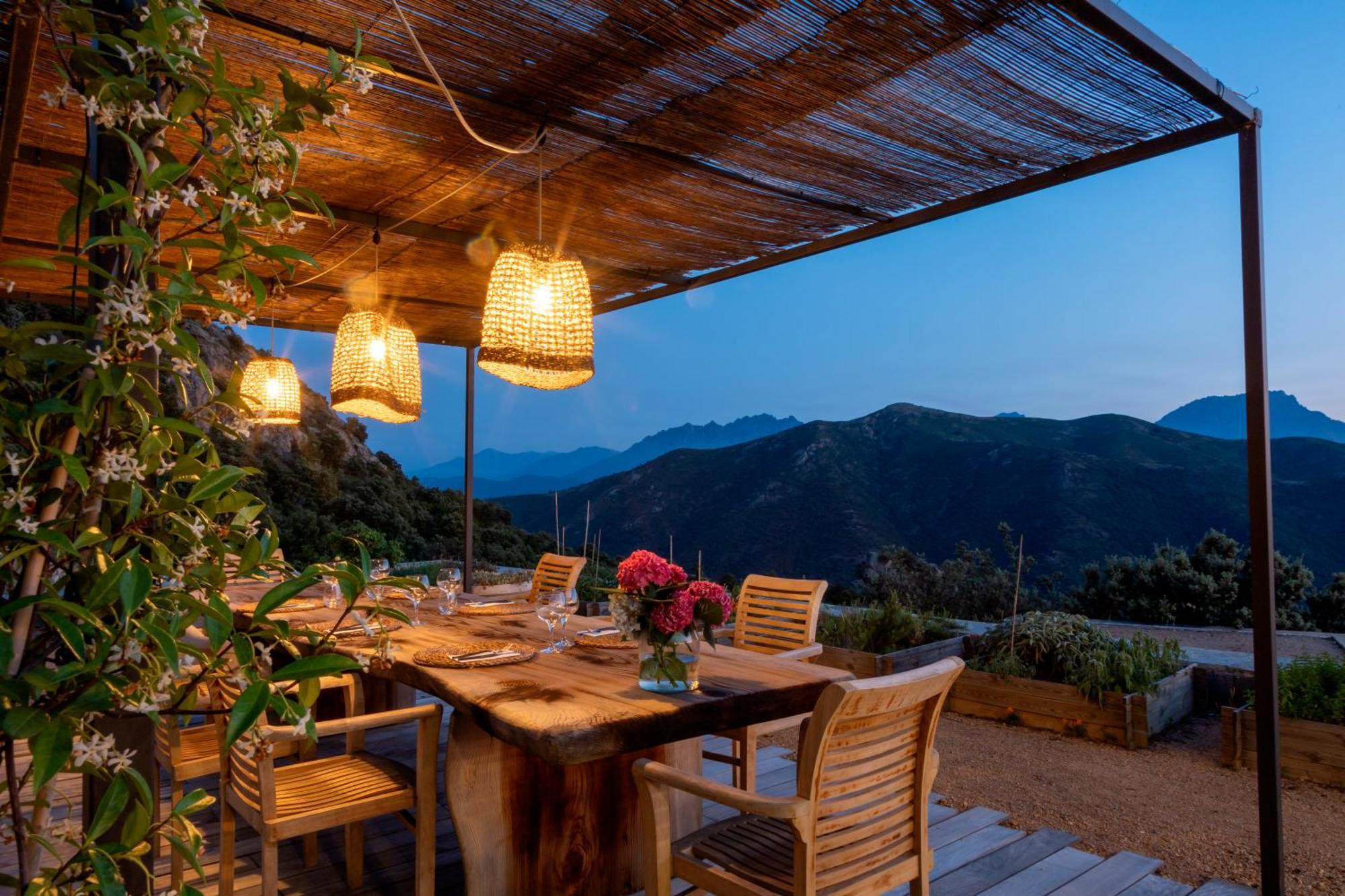 Hotel Case Latine Lama ภายนอก รูปภาพ