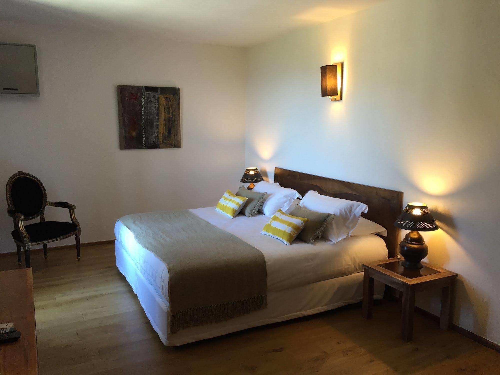 Hotel Case Latine Lama ภายนอก รูปภาพ